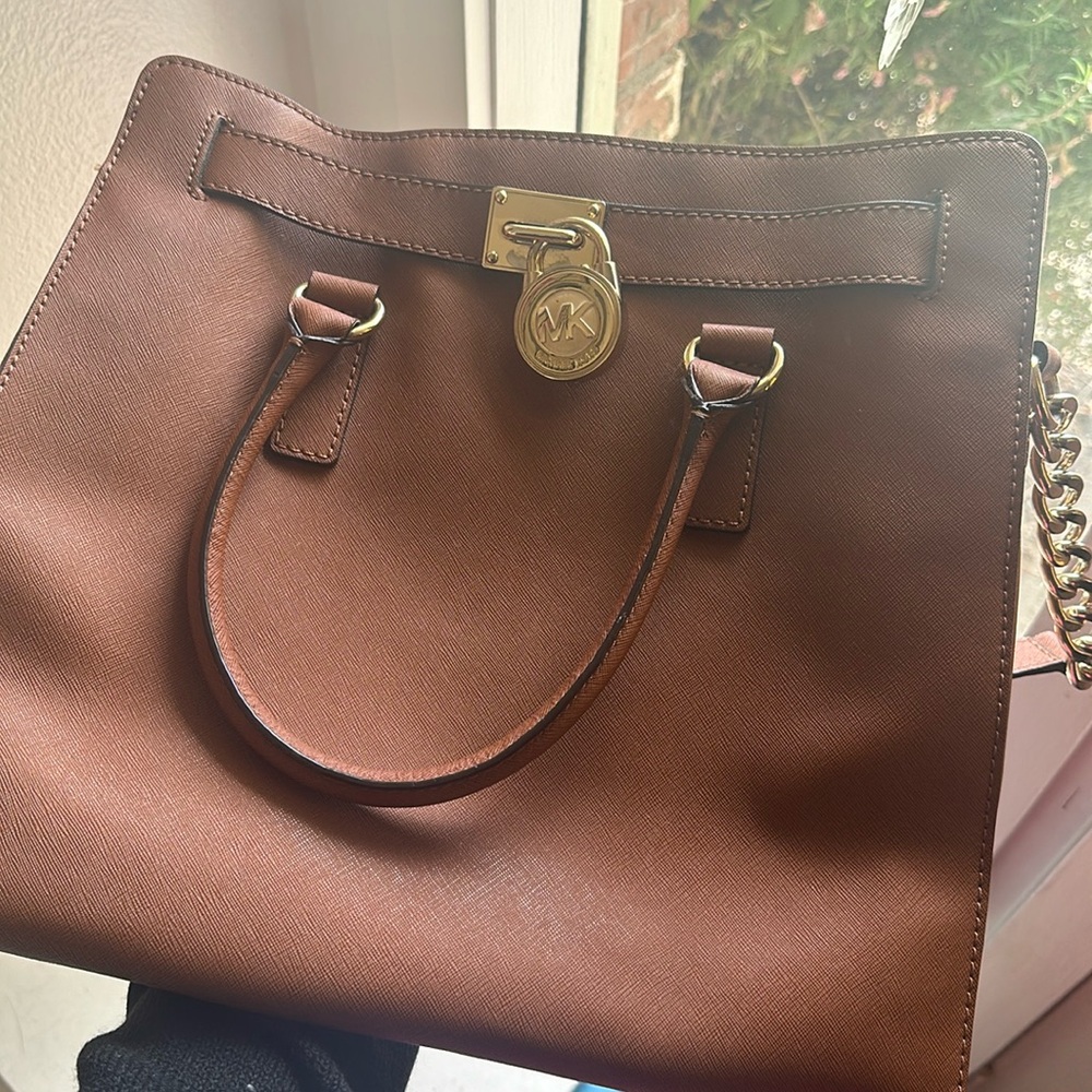 Micheal Kors shoulder bag